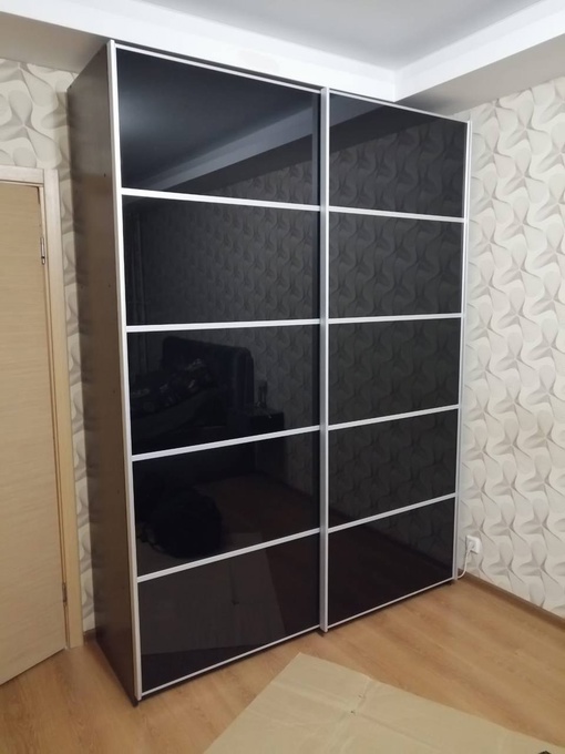 Шкаф-купе Valensiya black